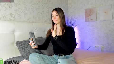 GMT7TueWedThSu 0300am-0900am. Sa 1000am-0400pm online show from September 30, 9:20 pm