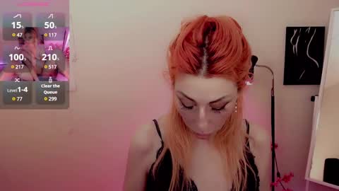 Snapshot of nicole_g0ld_ chatting on December 14, 9:51 am Nicole online show from December 14, 9:51 am