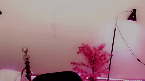Snapshot of nicole_g0ld_ chatting on January 20, 5:48 am Nicole online show from January 20, 5:48 am