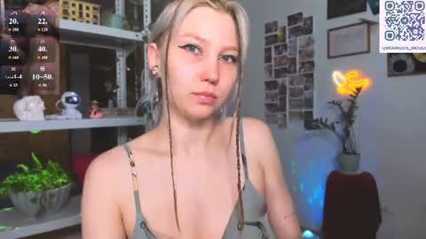 Nicole online show from July 26, 9:43 pm