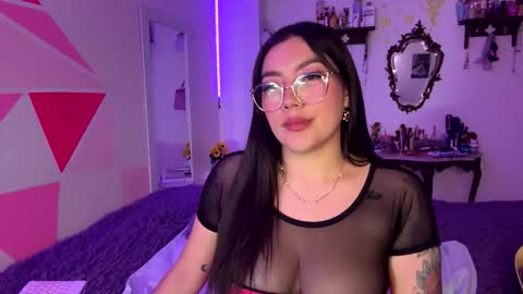 Nicole online show from January 14, 5:24 am