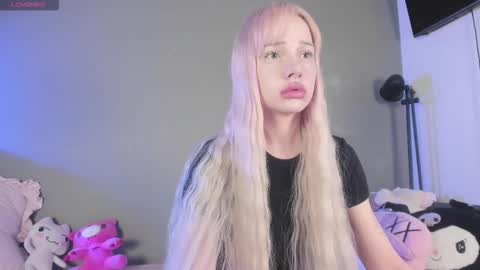 Mary online show from March 18, 3:20 am