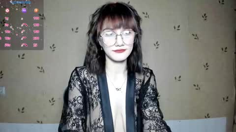 Snapshot of nicoledaviss_ chatting on May 30, 7:22 pm NicoleDavis online show from May 30, 7:22 pm