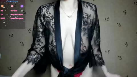 Snapshot of nicoledaviss_ chatting on June 6, 7:29 pm NicoleDavis online show from June 6, 7:29 pm