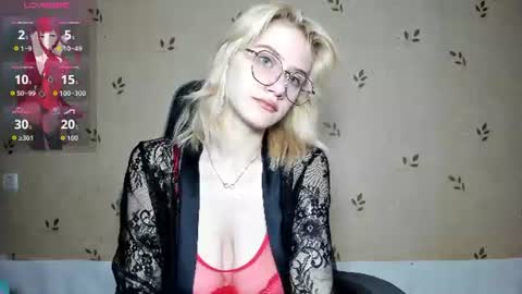 Snapshot of nicoledaviss_ chatting on July 31, 7:24 pm NicoleDavis online show from July 31, 7:24 pm