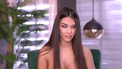 Nicole online show from October 1, 7:25 am