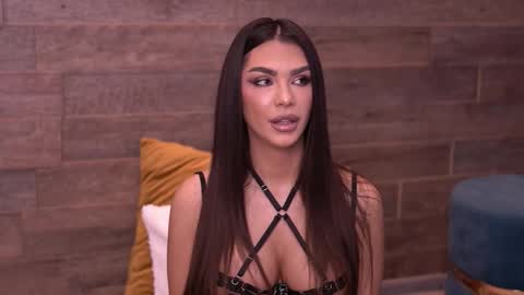 Nicole online show from October 15, 7:41 am