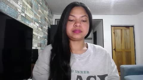 Snapshot of nicoleebon chatting on October 13, 10:15 am Nicole online show from October 13, 10:15 am