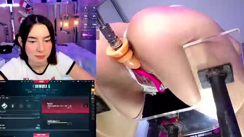 Nicole online show from June 26, 2:54 pm