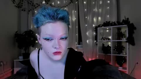 Nicole online show from December 26, 8:32 pm
