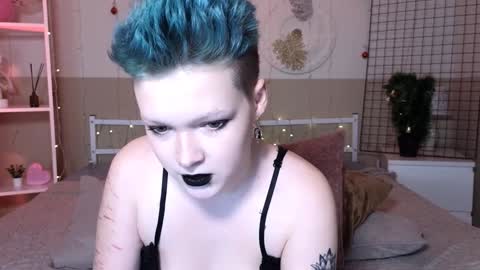 Nicole online show from December 31, 12:46 pm