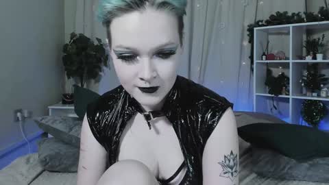 Nicole online show from January 11, 11:46 pm