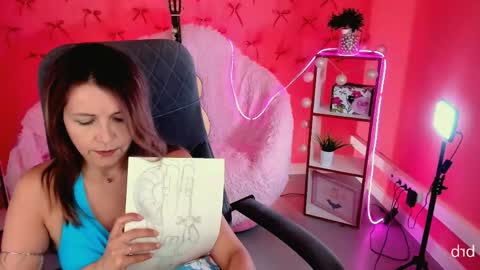 nicolehits online show from June 3, 2:33 pm