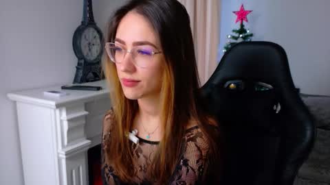 nicoleirisxxx online show from January 10, 6:48 am