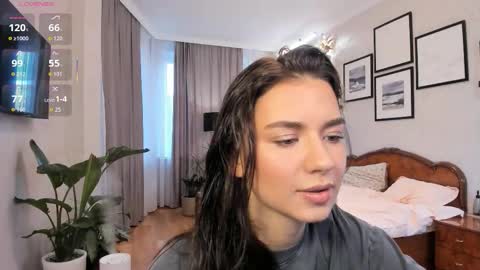 Dua Lipa online show from October 15, 1:11 pm
