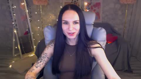 Nicole online show from June 27, 6:24 pm