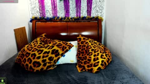 Nicole online show from January 18, 4:37 am