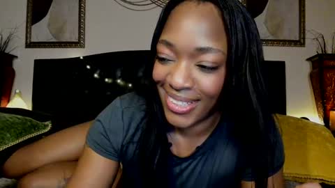 Nicole online show from December 19, 2:12 am