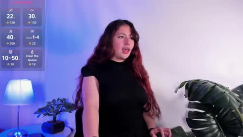 nicolle_evanss_ online show from March 31, 4:13 am