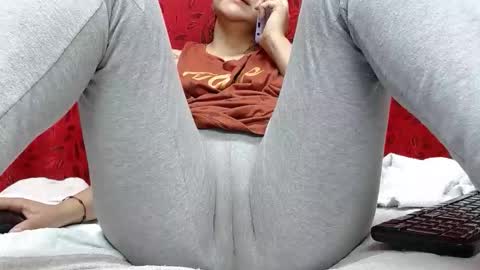 NICOLLE online show from February 14, 9:55 pm