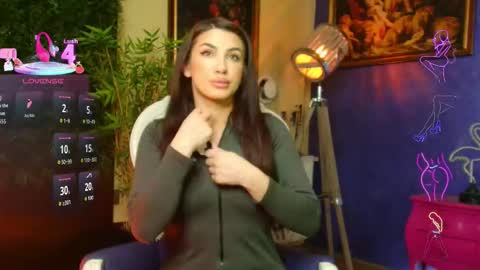 Nicolle online show from January 13, 9:47 am