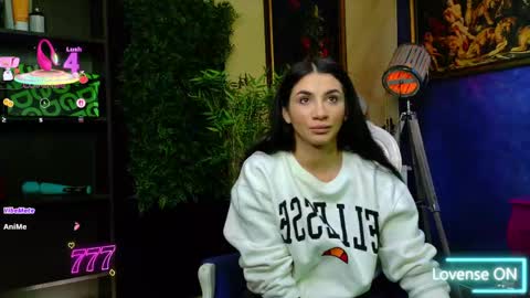 Nicolle online show from April 23, 10:14 am
