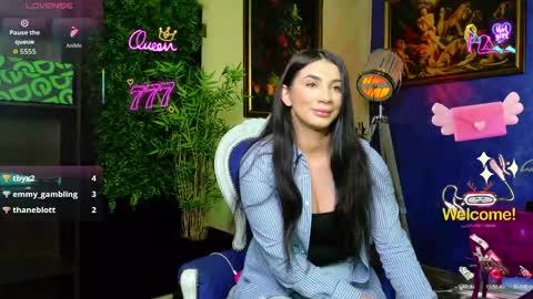 Snapshot of nicollepalmer chatting on May 14, 8:15 pm Nicolle online show from May 14, 8:15 pm