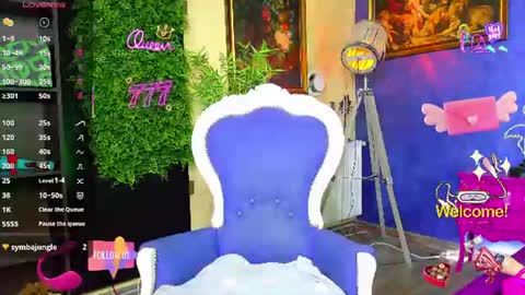 Snapshot of nicollepalmer chatting on June 11, 7:39 am Nicolle online show from June 11, 7:39 am