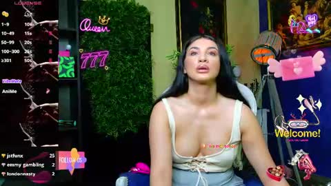 Snapshot of nicollepalmer chatting on June 24, 9:52 am Nicolle online show from June 24, 9:52 am