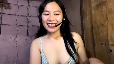 Evelyn online show from March 17, 9:23 am