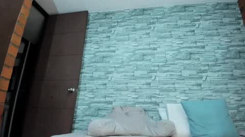 nicollesofia3 online show from February 21, 8:07 am