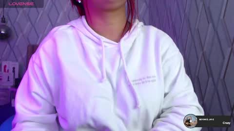 Nicolle Miley online show from March 12, 3:02 am