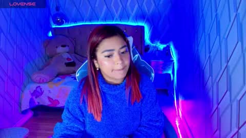 Nicolle Miley online show from October 6, 3:04 am