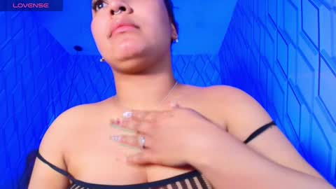 Nicolle Miley online show from November 13, 1:59 am