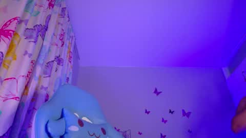 Snapshot of nicolletaylorq chatting on May 17, 2:42 am Nicolle Miley online show from May 17, 2:42 am