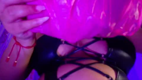 Snapshot of nicolletaylorq chatting on June 14, 5:20 am Nicolle Miley online show from June 14, 5:20 am