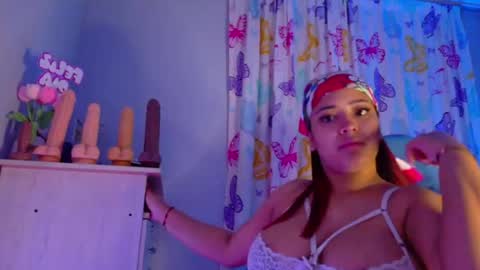 Snapshot of nicolletaylorq chatting on July 13, 3:53 am Nicolle Miley online show from July 13, 3:53 am