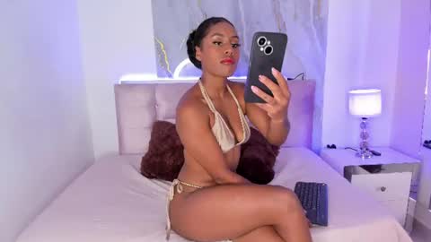 Snapshot of nicolvegaa chatting on June 8, 2:39 pm Nico online show from June 8, 2:39 pm