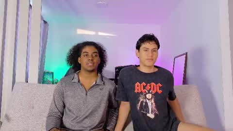 Nico y Mark online show from August 4, 11:35 am