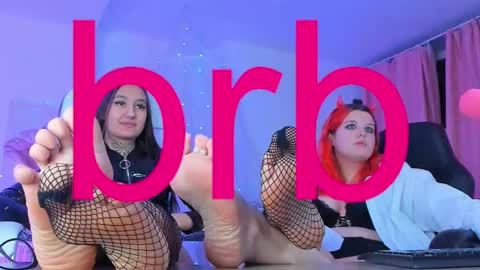 Snapshot of nielletablossom chatting on February 14, 11:20 pm Nellie online show from February 14, 11:20 pm