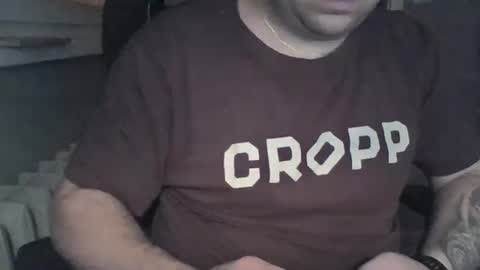 Snapshot of niewidoczny26 chatting on January 20, 6:21 pm Niewidoczny online show from January 20, 6:21 pm