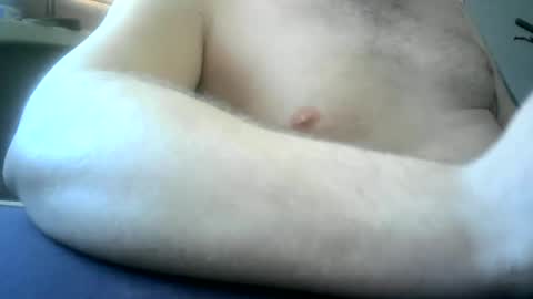 Snapshot of niewidoczny26 chatting on March 5, 7:37 am Niewidoczny online show from March 5, 7:37 am