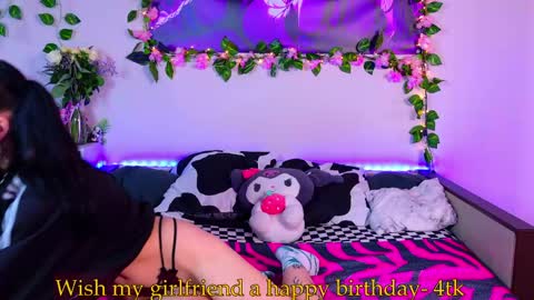 Night angel online show from May 4, 11:50 am