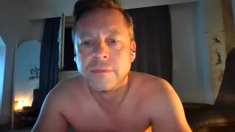 Snapshot of nightbreed3 chatting on July 15, 10:26 pm Daniel online show from July 15, 10:26 pm