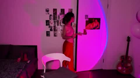 Daisy online show from October 24, 10:06 pm