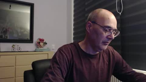 nightkeeper63 online show from September 21, 12:56 am