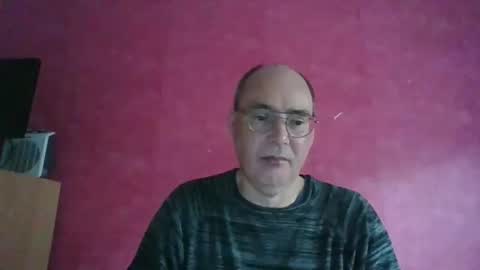Snapshot of nightkeeper63 chatting on May 17, 12:23 pm nightkeeper63 online show from May 17, 12:23 pm