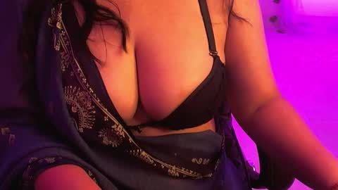 nightqueen107446 online show from October 16, 2:23 am