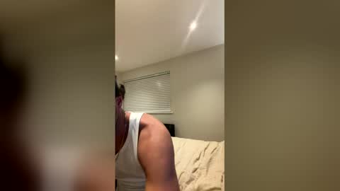 Snapshot of nightvyre chatting on February 15, 5:42 pm nightvyre online show from February 15, 5:42 pm