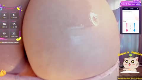 Snapshot of nighty_lana chatting on April 17, 1:25 pm Lana online show from April 17, 1:25 pm